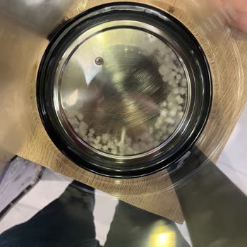 Sage STM600 Teemaschine hat rostähnliche Flecken, Rückerstattung verweigert trotz Mängel