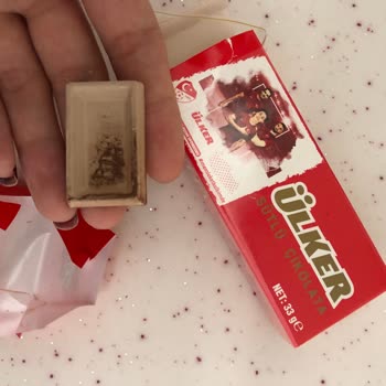 Bozuk Ülker Sütlü Çikolata