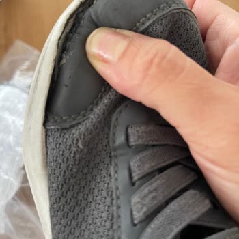 Skechers Marka 3 Ayda Yırtılan Ayakkabı
