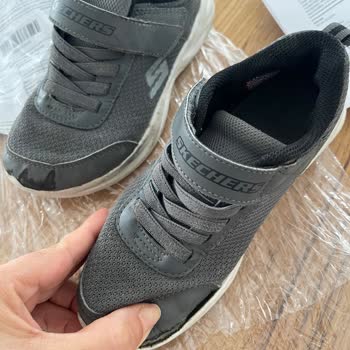 Skechers Marka 3 Ayda Yırtılan Ayakkabı