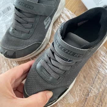 Skechers Marka 3 Ayda Yırtılan Ayakkabı