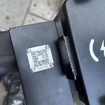 Pars Scooter Telefon Tutacağı Tehlikesi