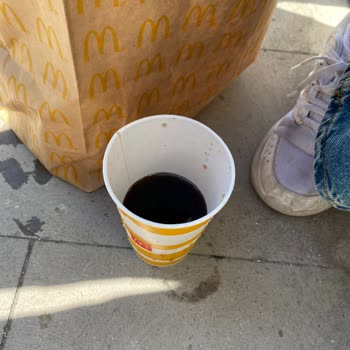 McDonald's Özensizliği Ve Sorumsuzluğu