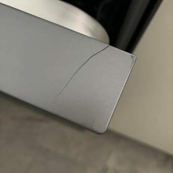 Grundig Bulaşık Makinesi Kapak Çatlağı