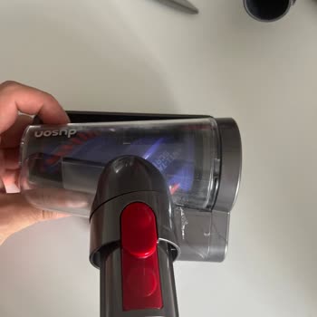 Dyson V15 Süpürge Başlık Sorunu