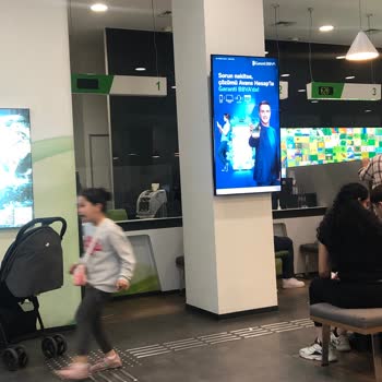 Esenyurt Garanti Bankası Memnuniyetsizliği/ Yavaşlığı