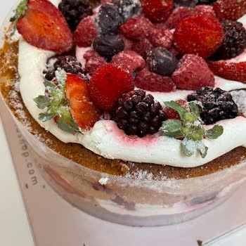 Livashop Küflü Pasta Gönderdi