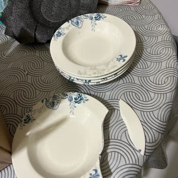 Bernardo Yemek Takımı Kırılmadı