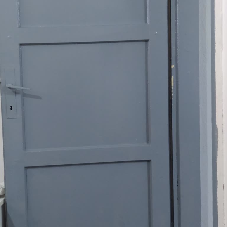 Aqualux Filli Boya Dayanıksız Hiçbir Yerde İki Günden Fazla Durmuyor