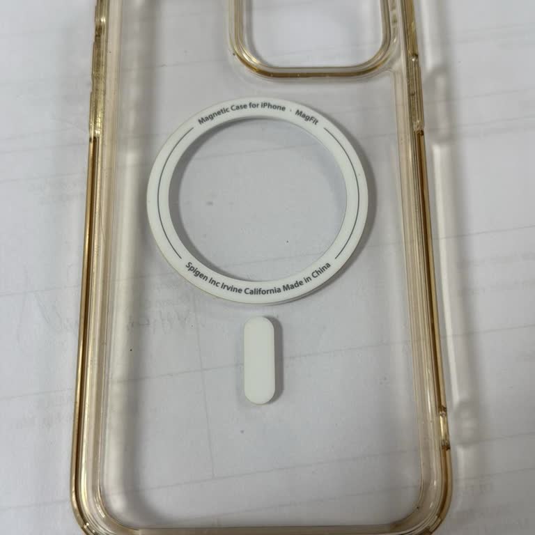 Spigen Kılıf 5 Ayda Sararma