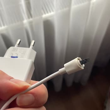 Gece Yanan Ttec Şarj Kablosu Tehlike Saçtı