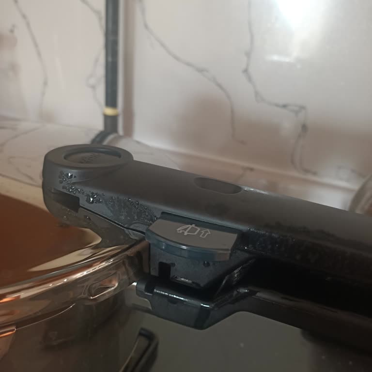 Fissler Marka Düdüklü Su Akıtma Sorunu
