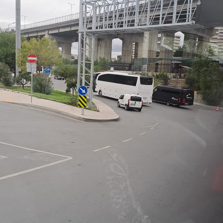 Ali Osman Ulusoy 2 Saat Gereksiz İstanbul Turu