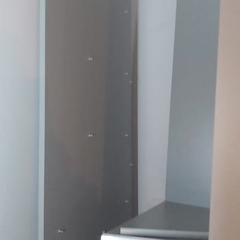 Alfemo'dan Aldığım Dolap Hala Kurulmadı Ve Parçalar Sürekli Kırık Geliyor