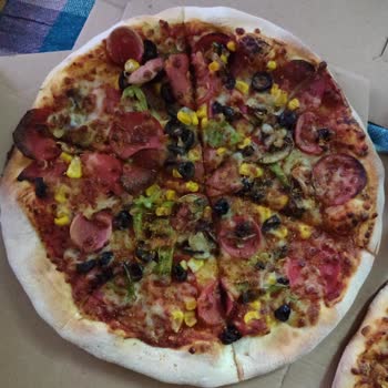Domino's Pizza 1 Saatte Buz Gibi Ve Bayat Pizza Getirdi