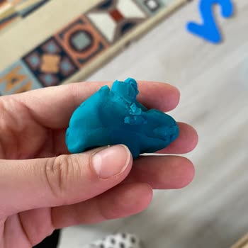 Toyzz Shop Markalı Oyun Hamurundan Cam Çıktı!