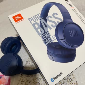 Daha 5 Gün Önce Aldığım JBL T560 Markalı Kulaklığın Beyaz Işık Sorunu