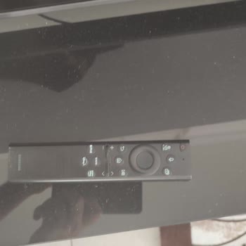 Samsung TV Kumandası Bir Anda Çalışmamaya Başladı.