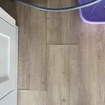 Beko Yüzünden Parkeler Kabardı