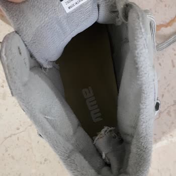Hummel Ayakkabı Bu Kadar Para Vermenize Değmez Bir Marka!