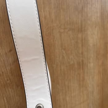 Calvin Klein Çanta Askı Hatası