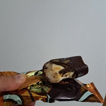 Yeni Magnum Mini Bol Buzlu Çıkmış Mutlaka Deneyin...