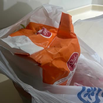 Söke Un Unun İçinde Kaynayan Böcekler