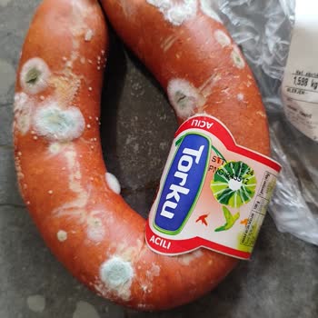 Torku Marka Kangal Sucuk Küflendi