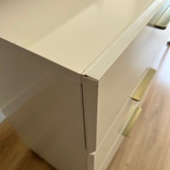 Niens Mobilya'dan Gecikmeli Ve Hasarlı Ürün Teslimatı