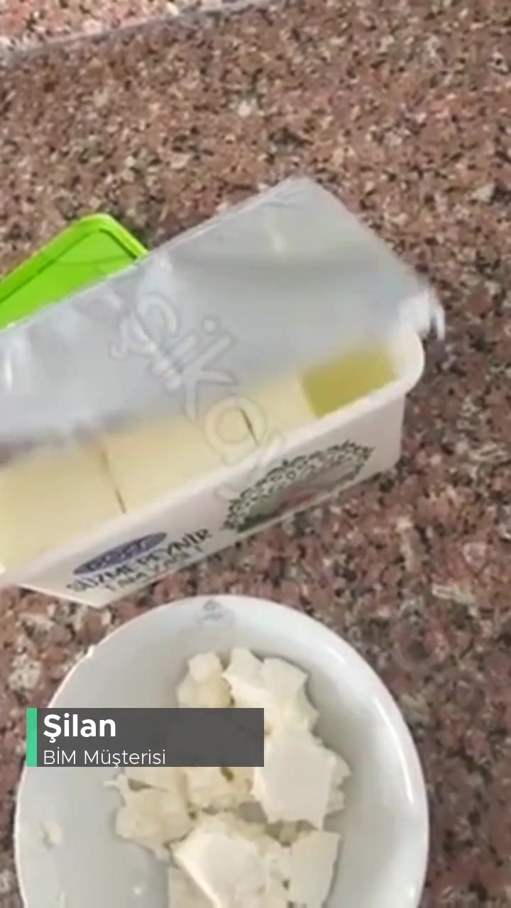 BİM Peynir Tarihi Olmasına Rağmen Ekşimiş videonun kapak resmi