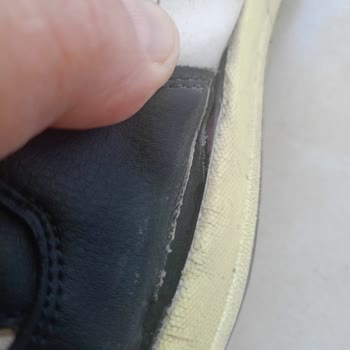 FLO Lumberjack Ayakkabı Kusuru