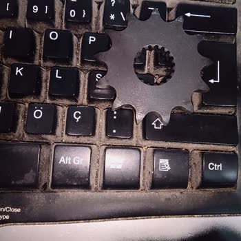 Bizimmotor.com RKS Titanic 150 Ön Dişli 13t Ön Dişli Resimdeki Gibi Gelmedi