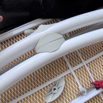 Gazella Ütü Masası Ayağındaki Plastik Aparat Çıktı