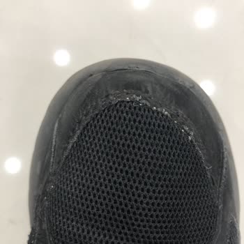 Skechers Ayakkabı İç Dış Yırtılma Ve Deformeler Oluşması