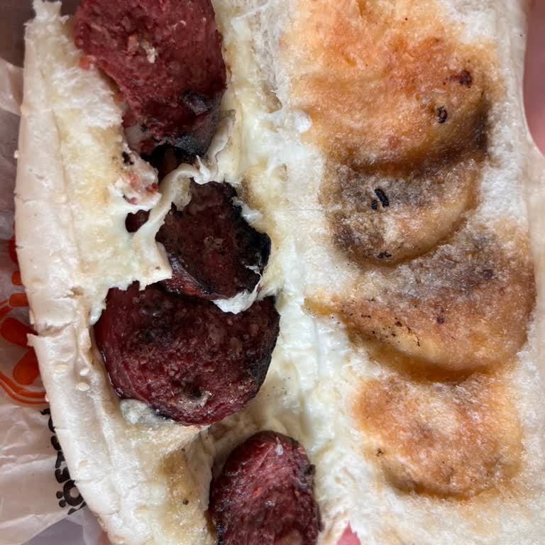 Köfteci Yusuf'ta Yanık Tost Ve Kalitesiz Malzeme Sorunu