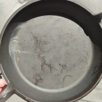 Lava Tavam Kaplaması Döküldü Yardımcı Olunmuyor.