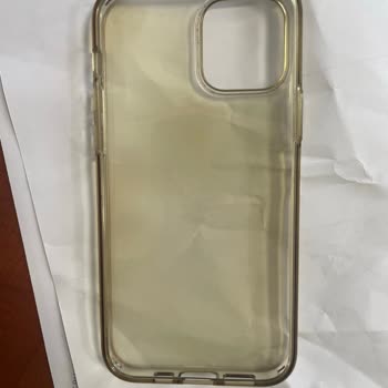 İPhone 12 Spigen Marka Kılıf Sararması