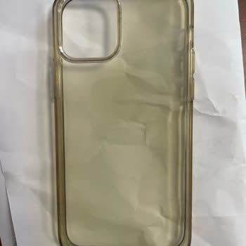 İPhone 12 Spigen Marka Kılıf Sararması