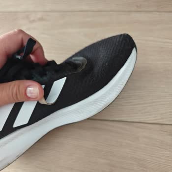 Adidas Spor Ayakkabı Yıpranma