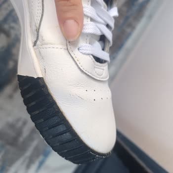 FLO Ayakkabı FLO Sattığı Ürünün Arkasında Durmuyor