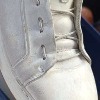 Derimod Ayakkabımın Boyası 4 Ayda Attı, Müşteri Hizmetleri İlgisiz