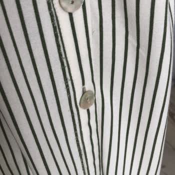 Zara Sold Me a Defective Dress and Won’t Allow an Exchange Without In-Store Visit