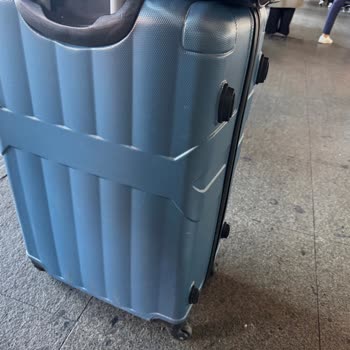 AJet Valizimin Hasar Görmesi Ve Herkesin Bu Durumdan Şikayetçi Olması