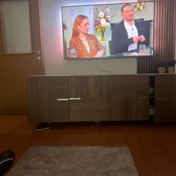 Enza Home Konsol Ayak Kırık Parça Hasarlı