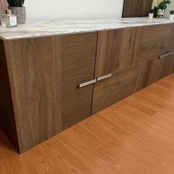 Enza Home Konsol Ayak Kırık Parça Hasarlı