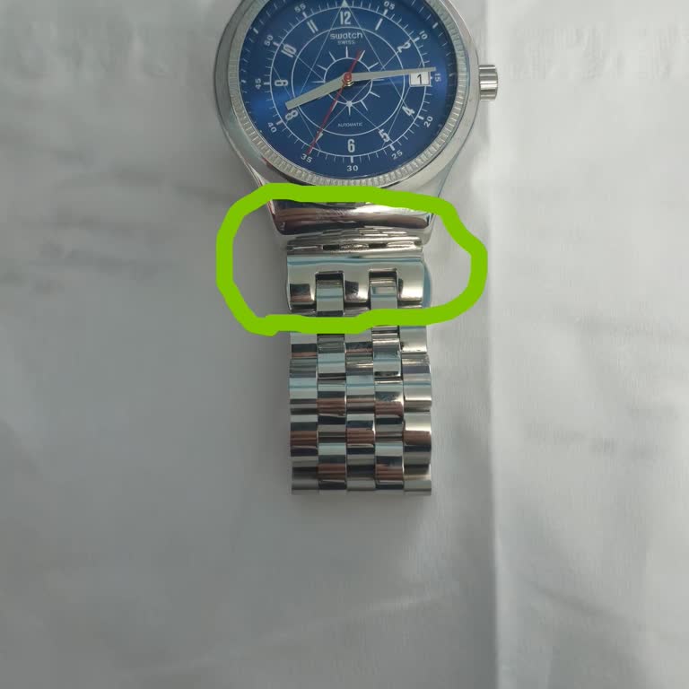 Swatch Çelik Kordon İle Kadran Arasından Gıcırtı Sesleri Geliyor