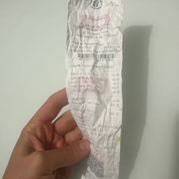 Uşak Merkez BİM Şekersiz Sütlü Çikolata