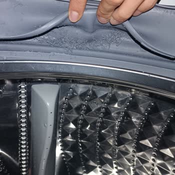 Samsung Çamaşır Makinesi Sıkma Esnasında Aşırı Ses Ve Lastik Aşınması Sorunu