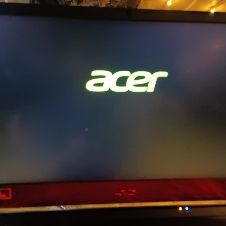 Evkur Acer Laptopumun Ekranı Açılışta Dondu Ve Açılmıyor