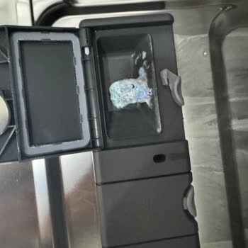 Finish Quantum Max Tablet Erimiyor Yağları Çözmüyor, Temizlemiyor